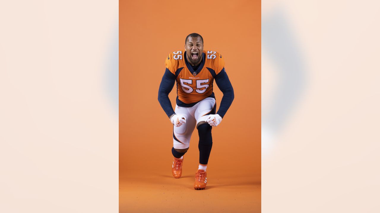 Denver Broncos tight end Albert Okwuegbunam takes part in drills during a  mandatory NFL football minicamp at the Broncos' headquarters Wednesday,  June 14, 2023, in Centennial, Colo. (AP Photo/David Zalubowski Stock Photo 