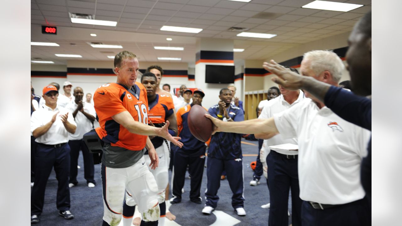 Throwing it back: Peyton Manning's seven-TD game vs. the Ravens