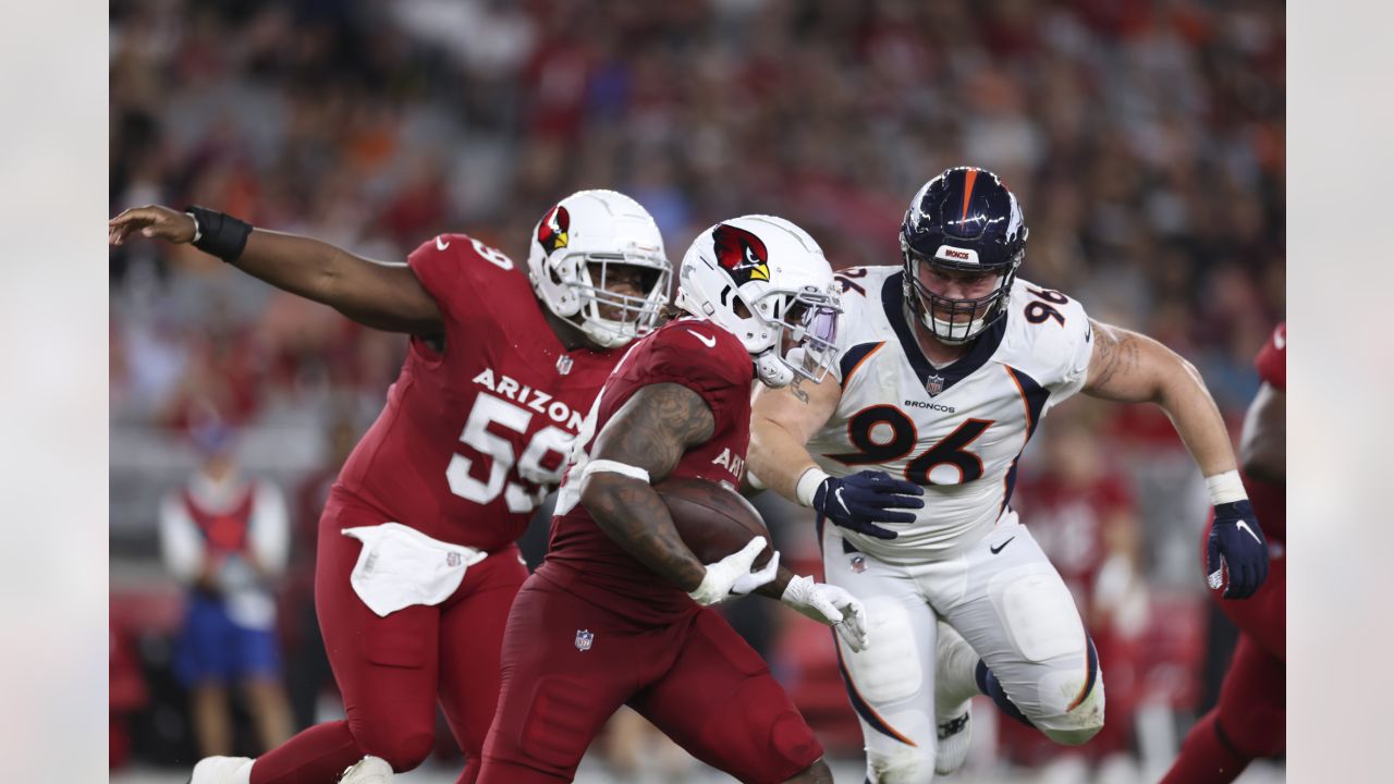 ARRIVAL PHOTOS: Cardinals Arrive For The Broncos Game