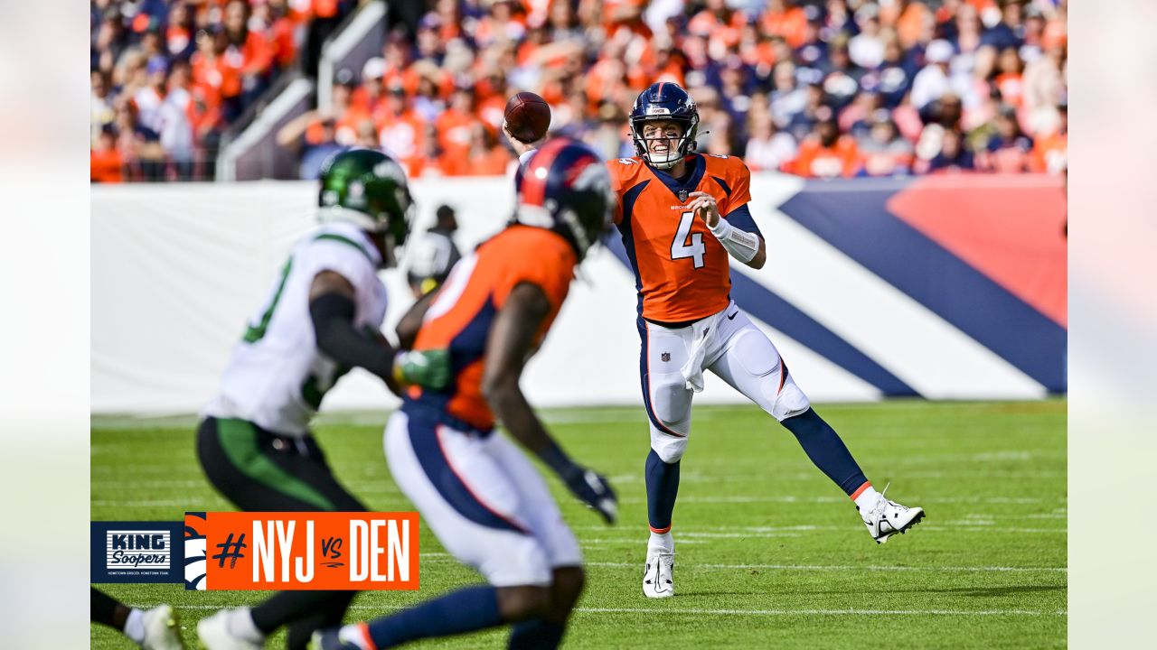 Broncos vs. Jets game gallery: Denver in a tight battle vs. New York