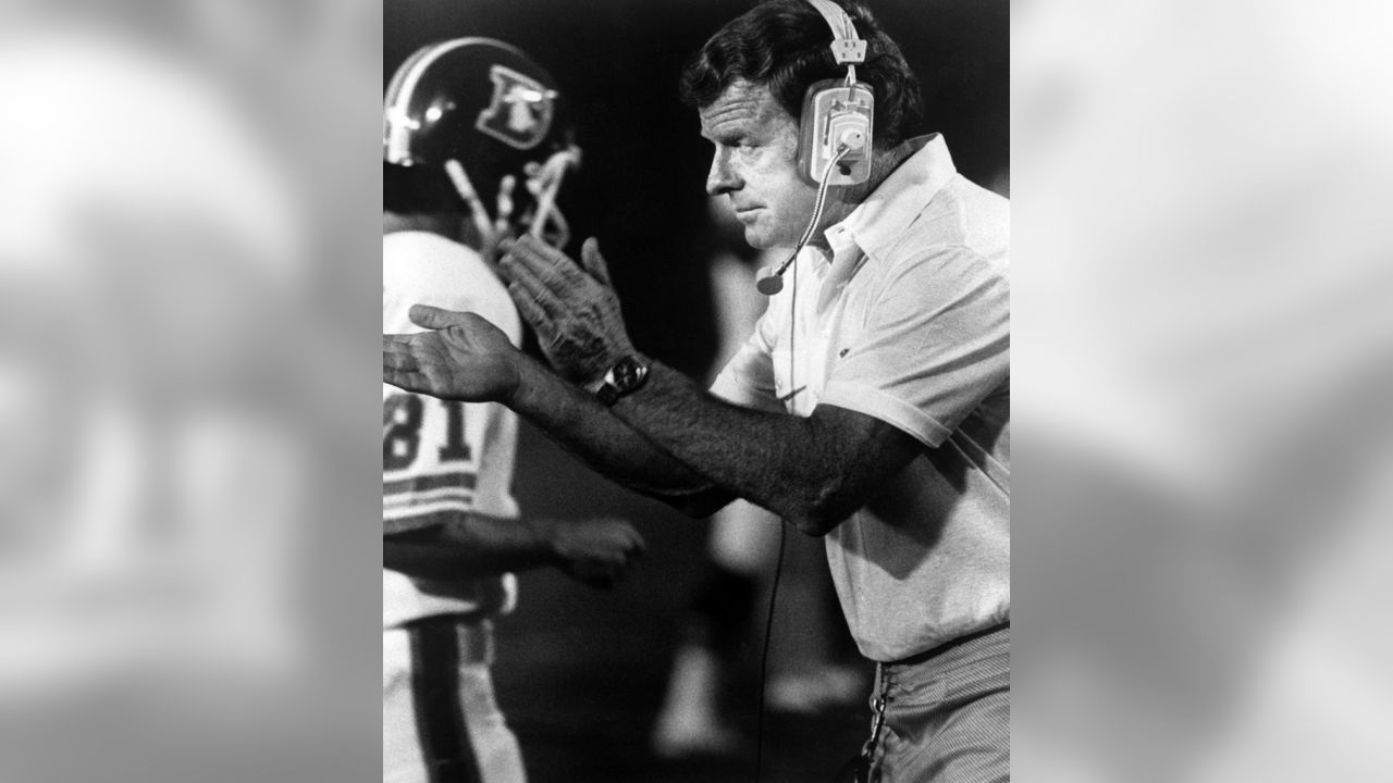 Red Miller, former Broncos coach who led team to Super Bowl XII, dies at 89