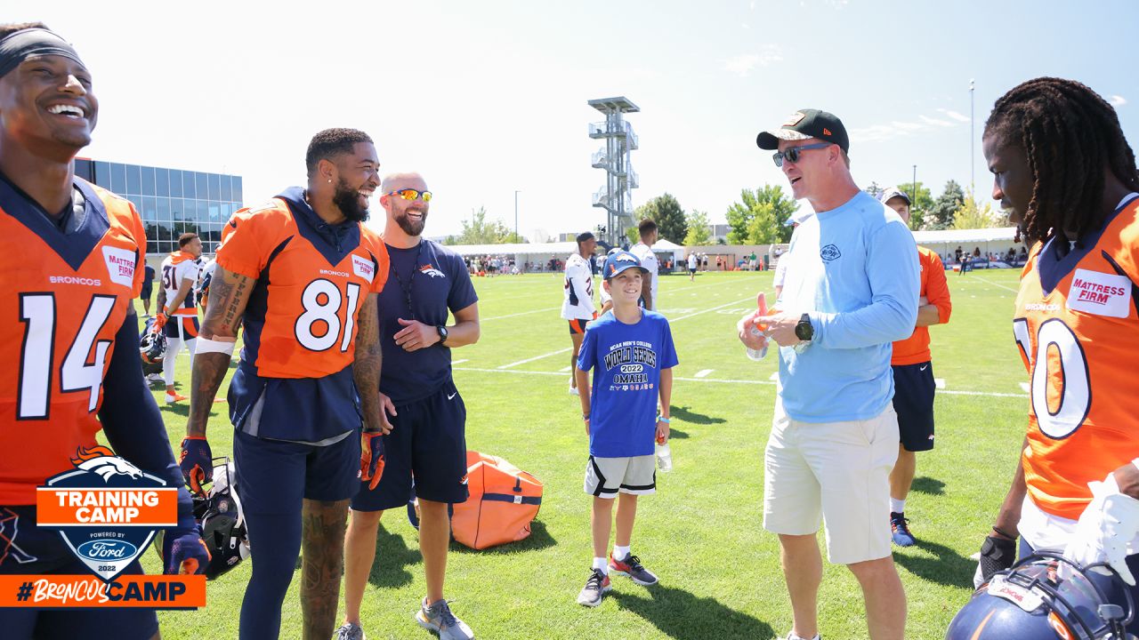 Broncos training camp rewind, Day 4: First weekend practice draws