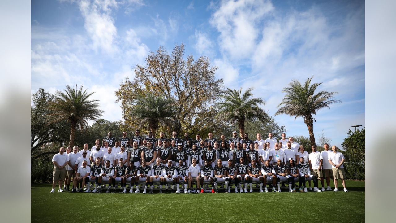 So fresh, so clean: Broncos' 2020 Pro Bowlers don game uniforms for AFC  team photo