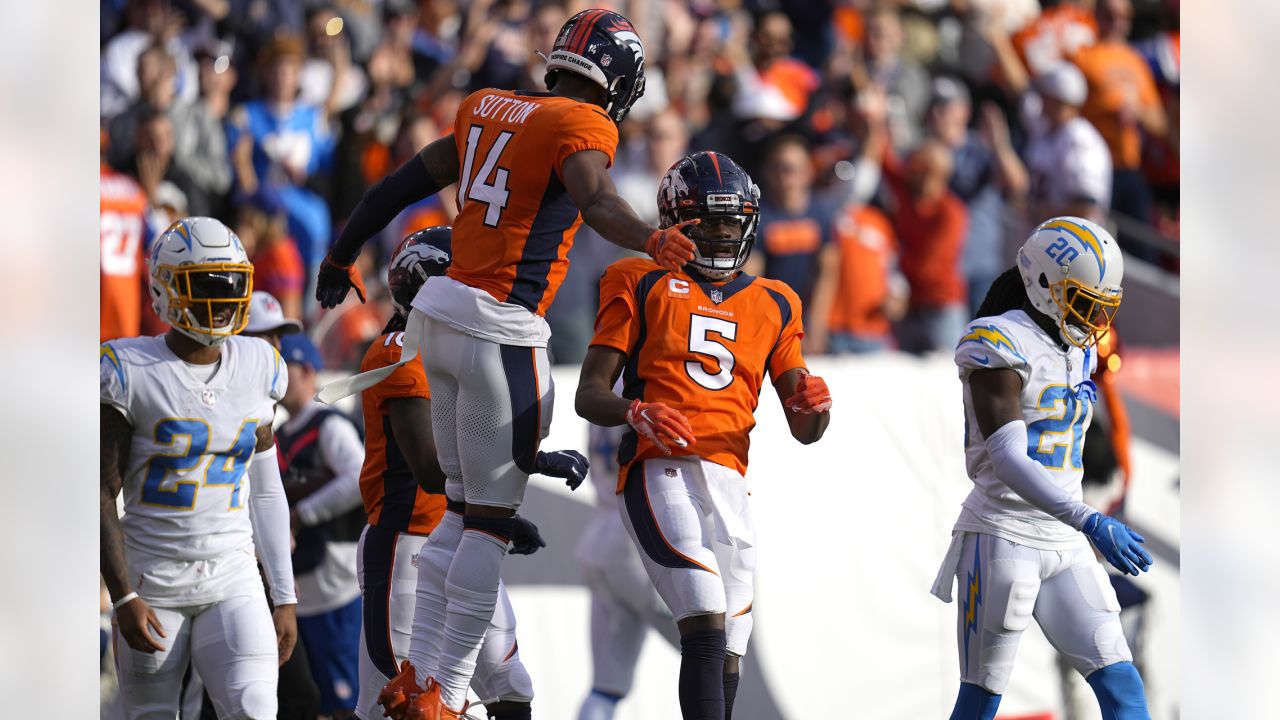 Shots of the Game: Celebrating Victory Monday after the Broncos' big win  over the Chargers