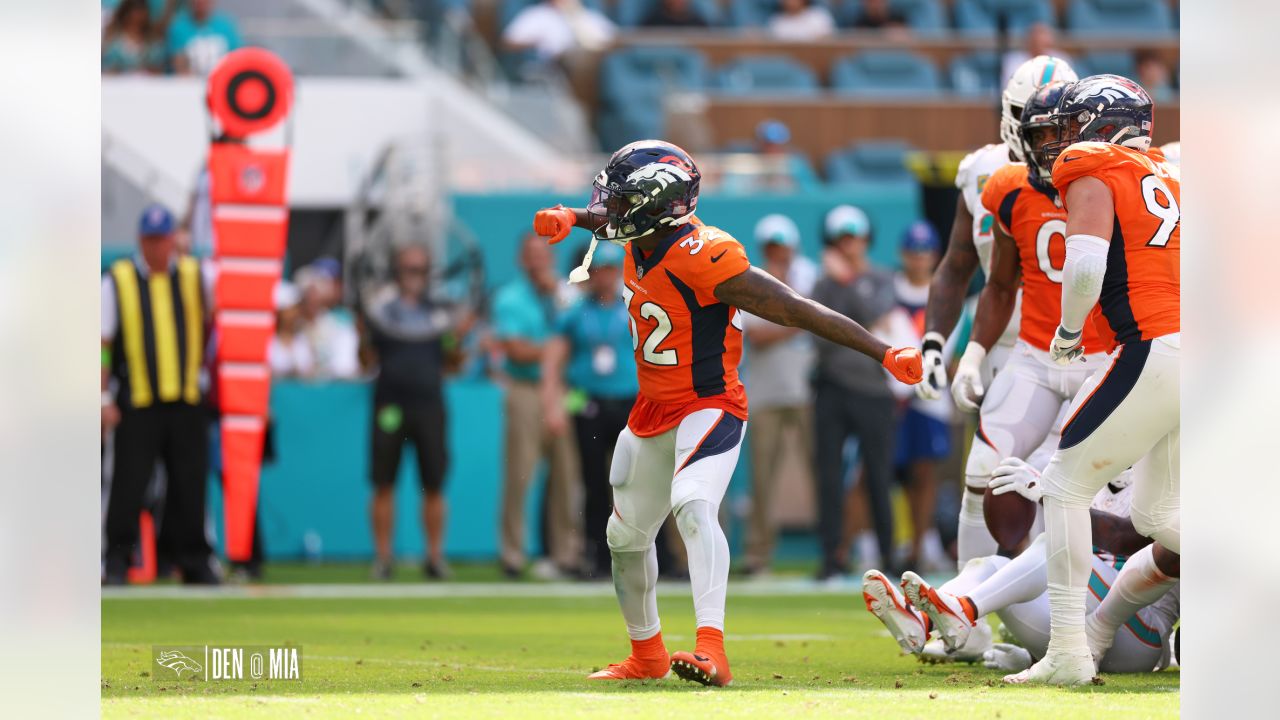 Photo gallery: Miami Dolphins prepare for home opener against Denver Broncos