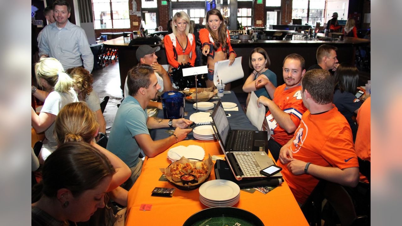 DirecTV Hosts Fantasy Draft Party at Tavern