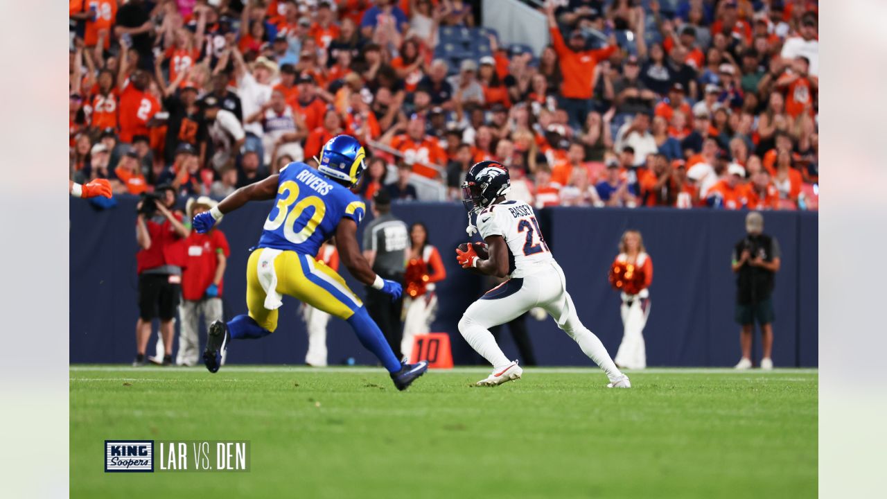 3,595 St Louis Rams V Denver Broncos Photos & High Res Pictures