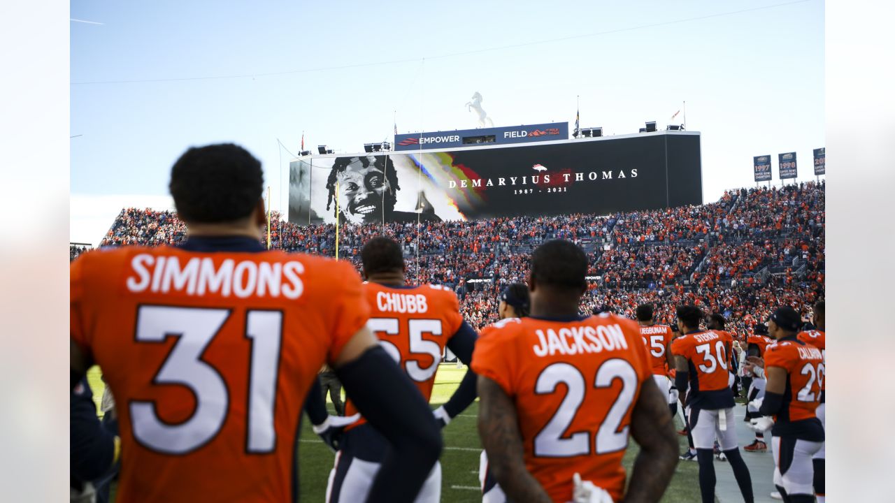 Broncos to honor Demaryius Thomas with moment of silence and No. 88 helmet  decals after his death at 33