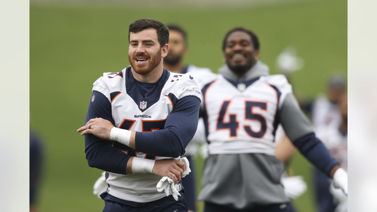 Broncos linebackers Josey Jewell, Alexander Johnson look to take next step  in development: 'There's a lot of potential', Sports