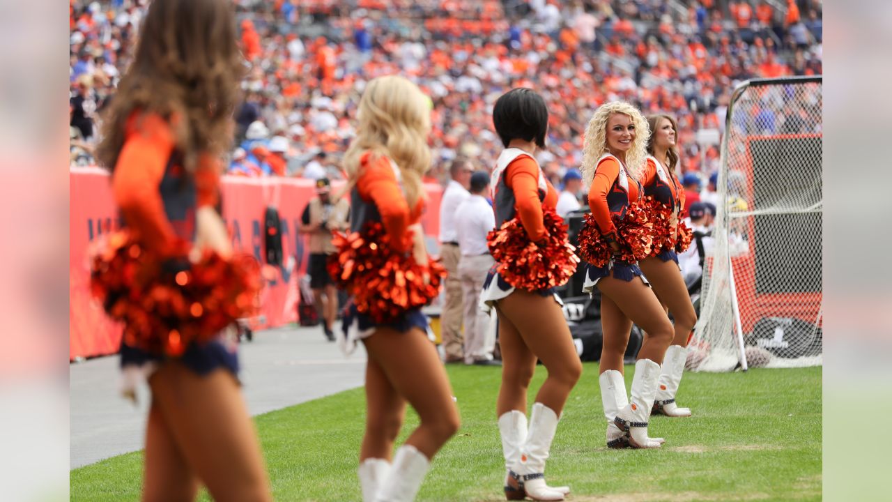 Denver Broncos Cheerleaders game gallery: vs. Bears