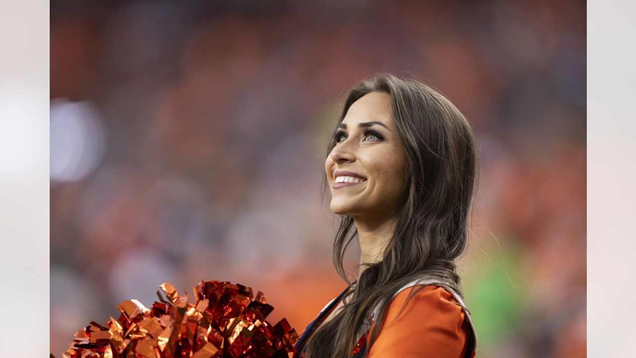 Denver Broncos Cheerleaders game gallery: Preseason Week 1 vs. Dallas