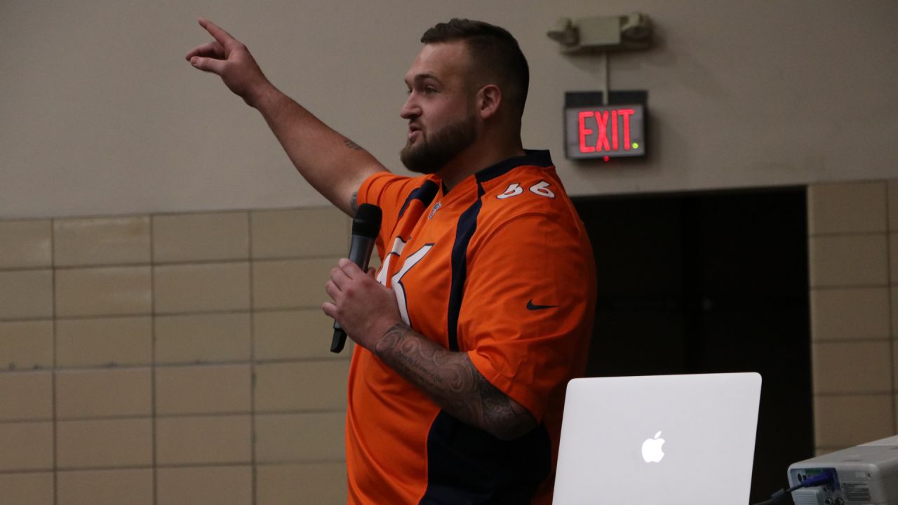 Denver Broncos player Dalton Risner encourages Superior middle schoolers to  be kind – Colorado Hometown Weekly