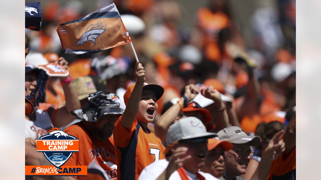 62 Denver Broncos Stampede Stock Photos, High-Res Pictures, and