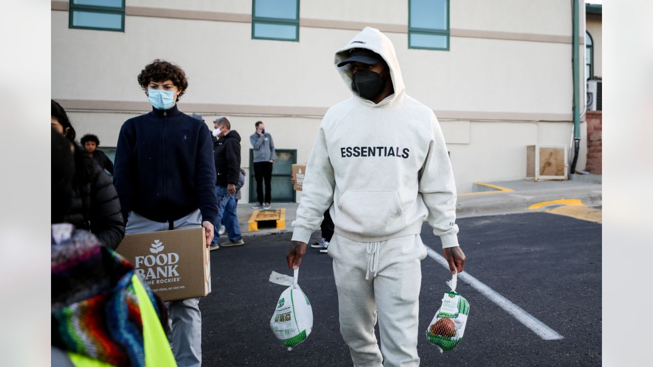 Colorado Sunshine: Broncos' Kareem Jackson hosts annual Christmas giveback  event, Denver Broncos