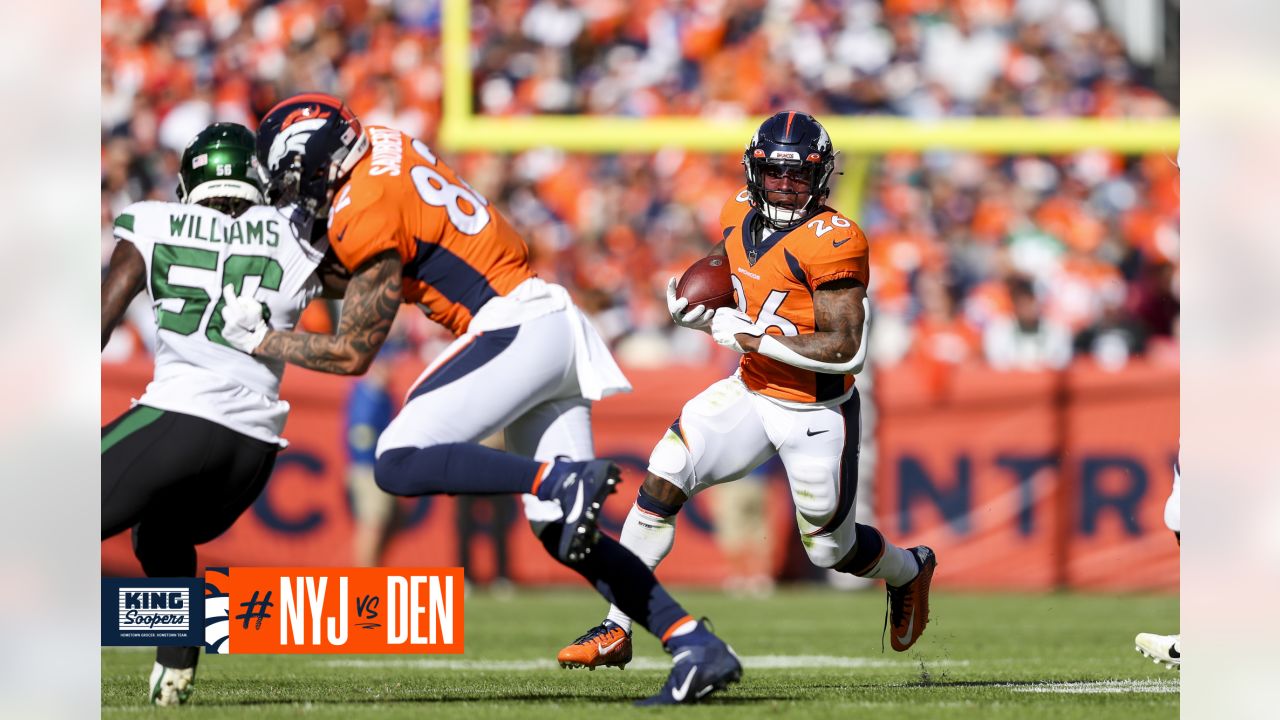 Broncos vs. Jets game gallery: Denver in a tight battle vs. New York