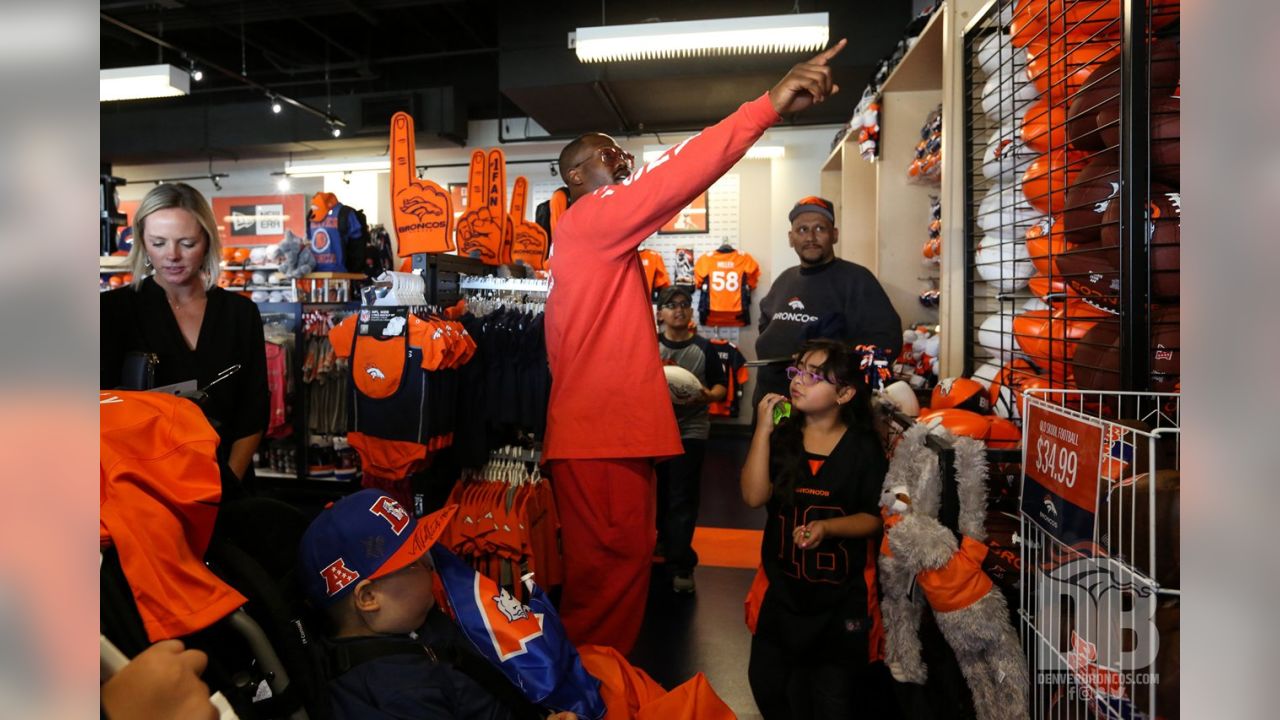 BroncosPromos on Twitter: The newly remodeled @Broncos Locker at  Centennial Promenade is NOW open! For a limited time – TAKE 30% OFF YOUR  ENTIRE PURCHASE only at the Centennial Store! Store Details