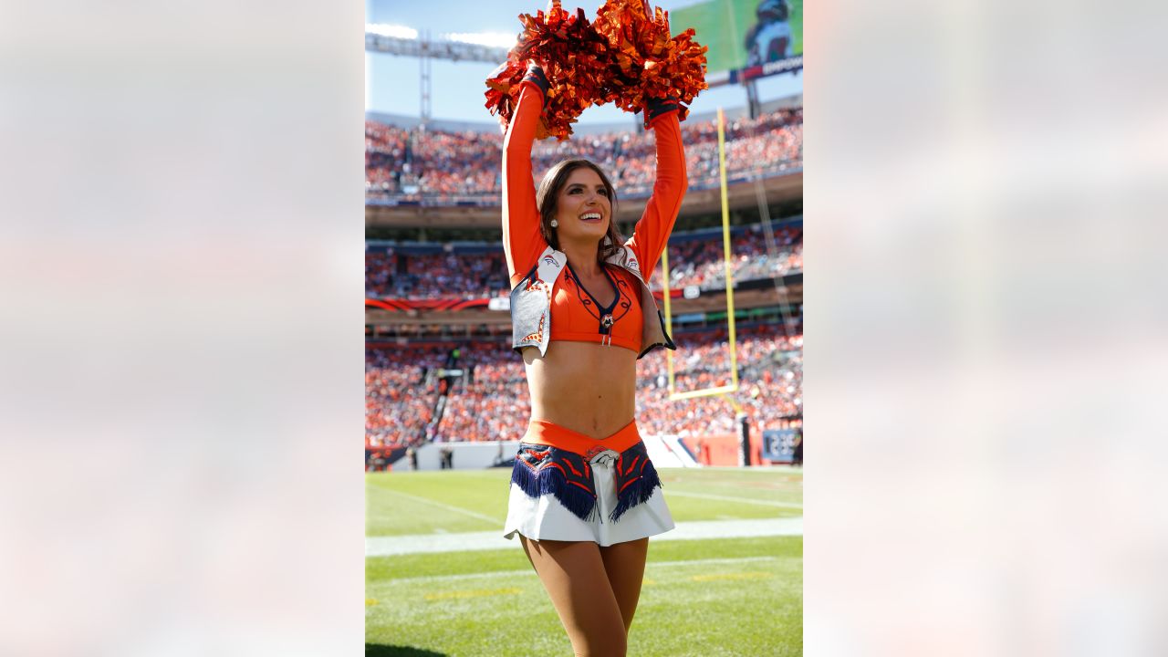 Denver Broncos Cheerleaders game gallery: Week 2 vs. Washington