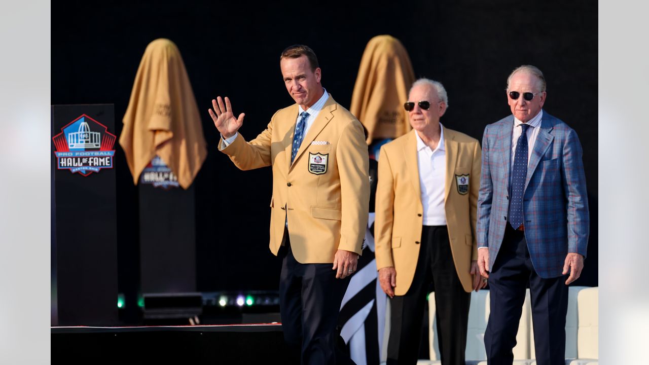 Congratulations to Peyton Manning & John Lynch on being named  @ProFootballHOF modern-era semifinalists! 