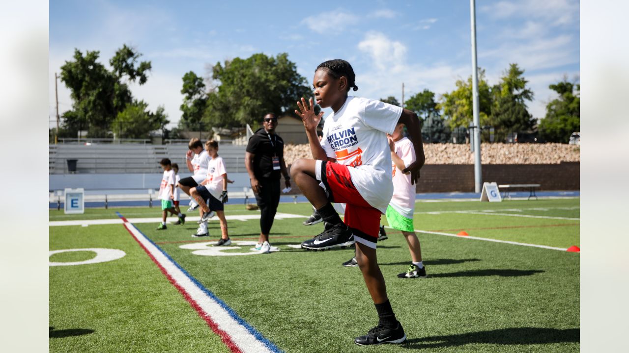 Melvin Gordon III has renewed image, spirit in Broncos' backfield – The  Durango Herald