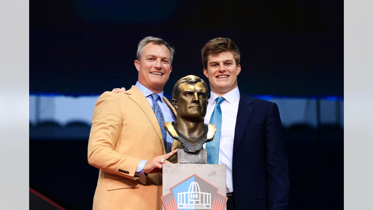 John Lynch looks back at legendary career during Hall of Fame speech