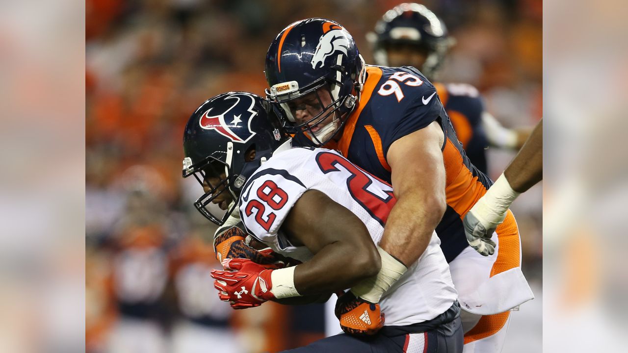 Sep 27, 2015; Houston, TX, USA; Houston Texans running back Alfred Blue  (28) rushes during the fourth quarter against the Tampa Bay Buccaneers at  NRG Stadium. The Texans defeated the Buccaneers 19 …