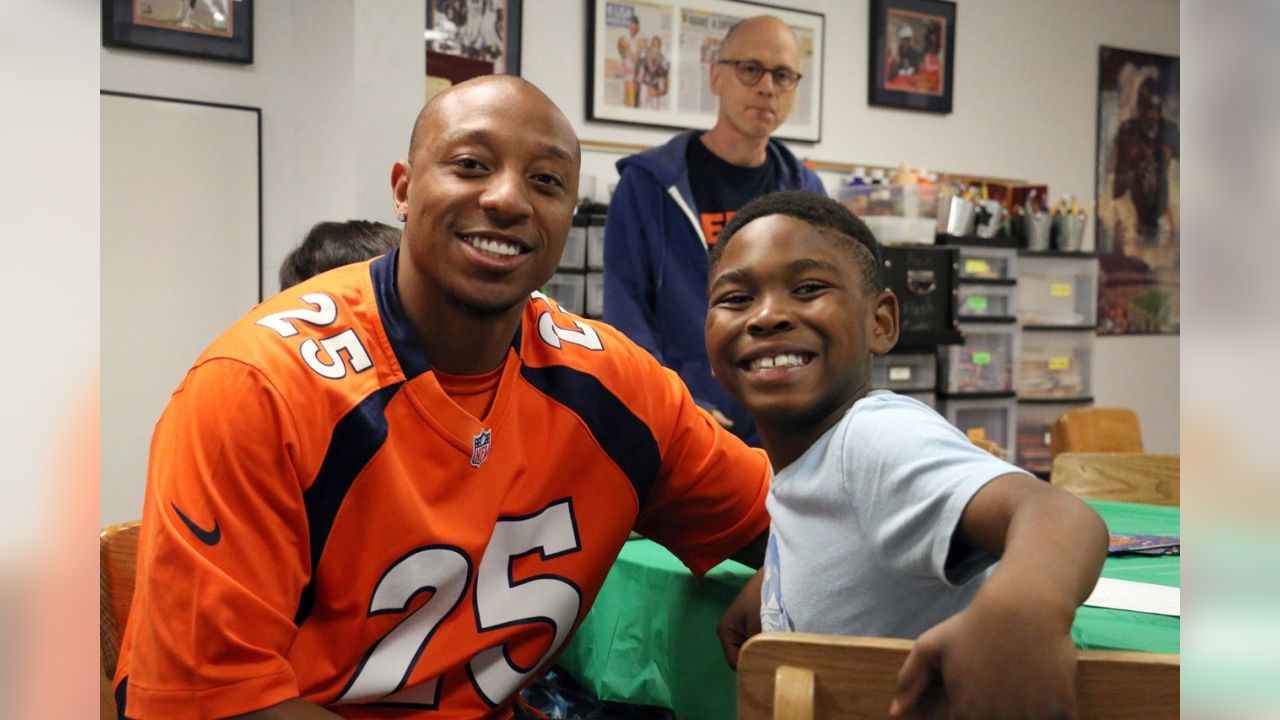 Broncos nominate Chris Harris Jr. for 2017 Walter Payton NFL Man of the Year