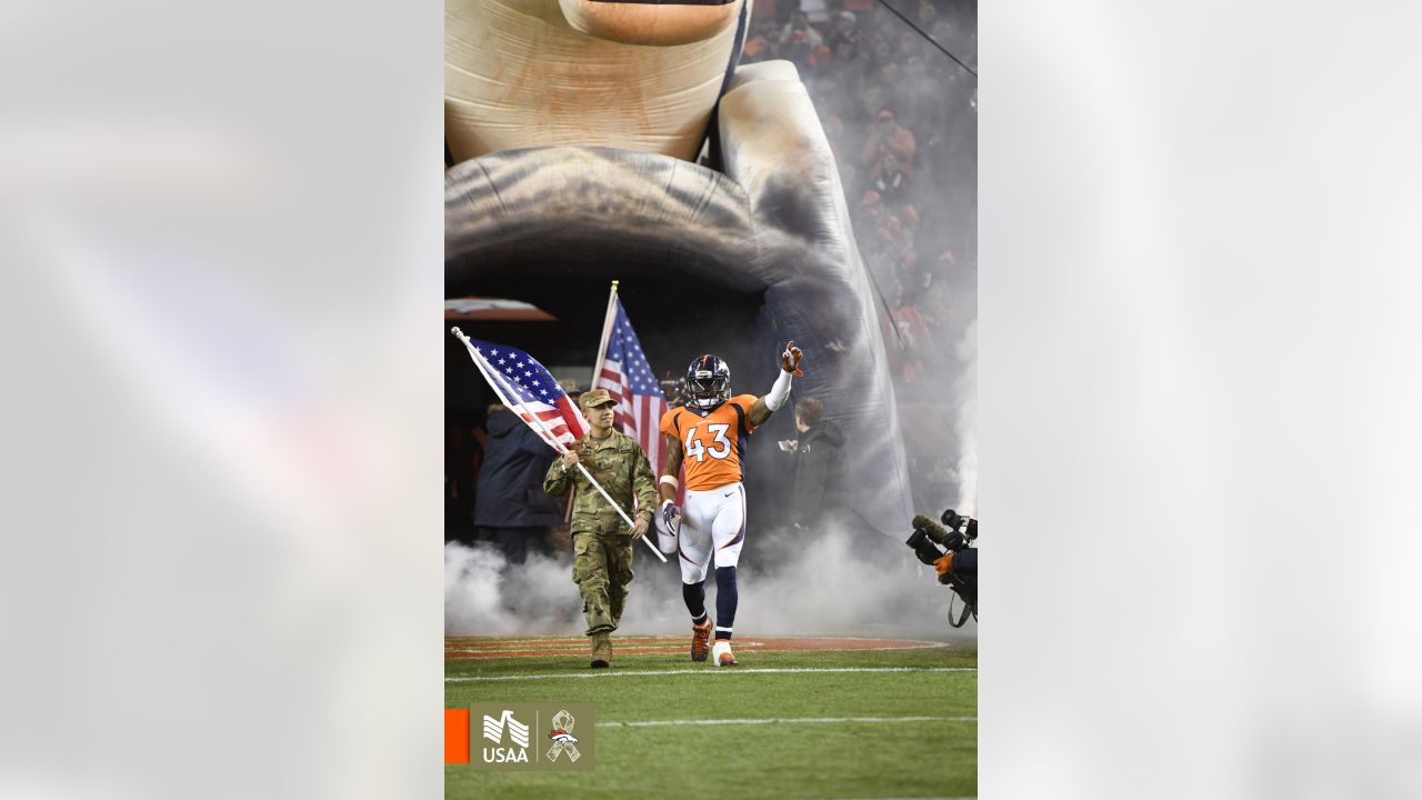 DVIDS - Images - Denver Broncos Salute to Service Game [Image 9 of 13]