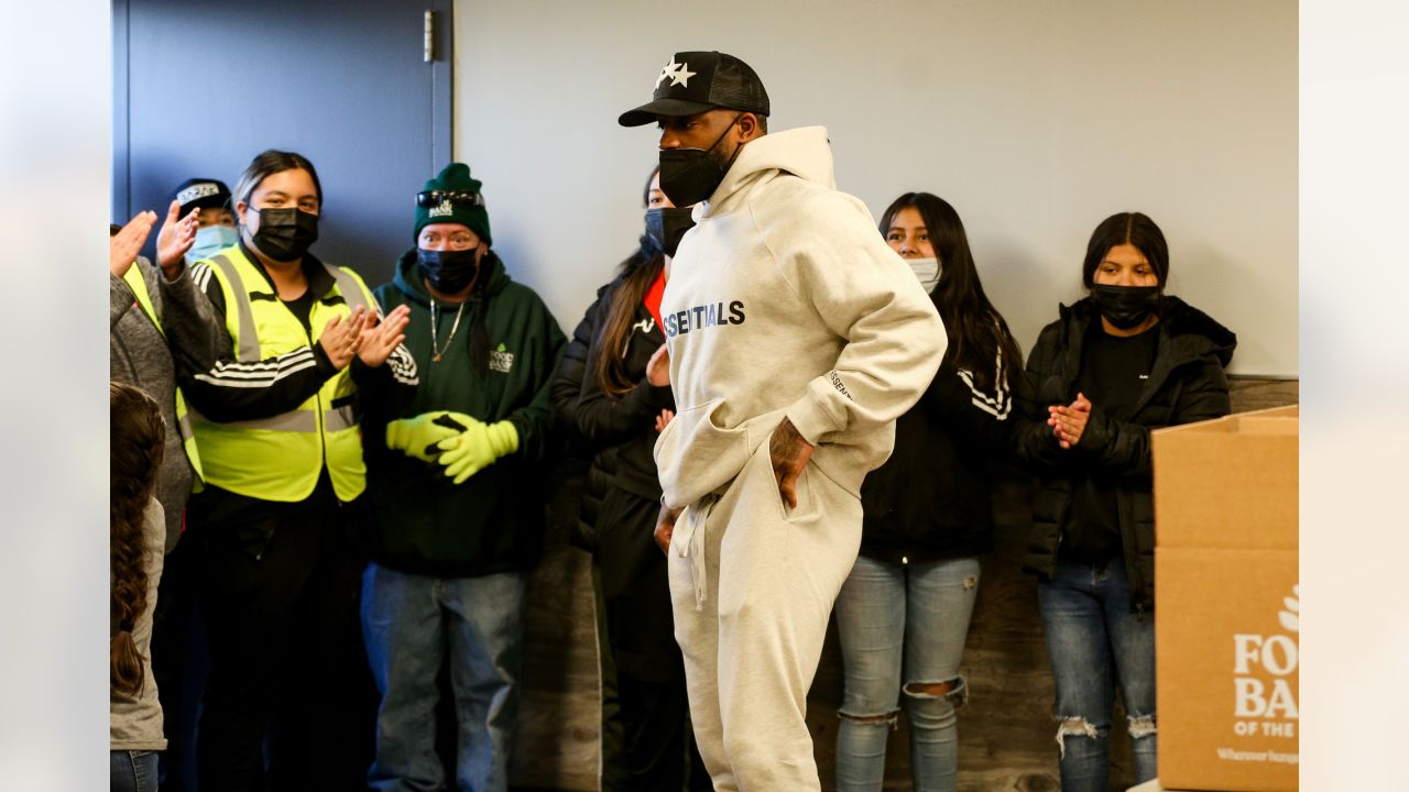 Colorado Sunshine: Broncos' Kareem Jackson hosts annual Christmas giveback  event, Denver Broncos