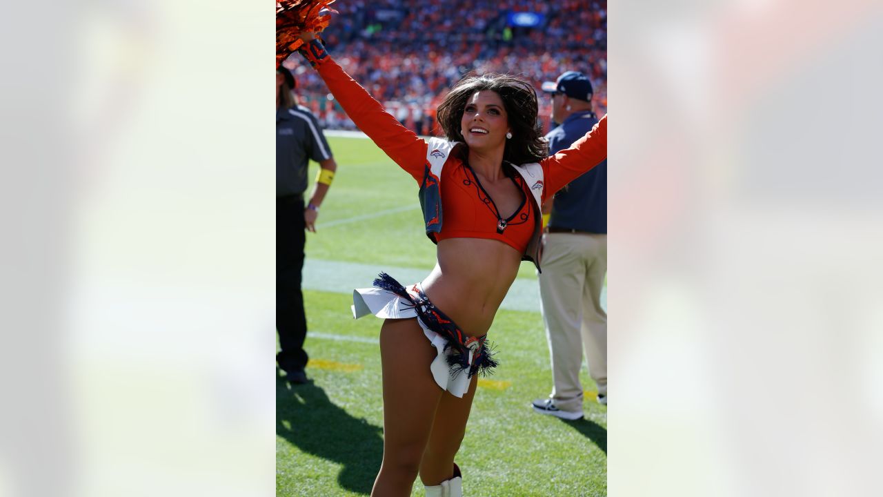 Denver Broncos Cheerleaders game gallery: Week 2 vs. Houston