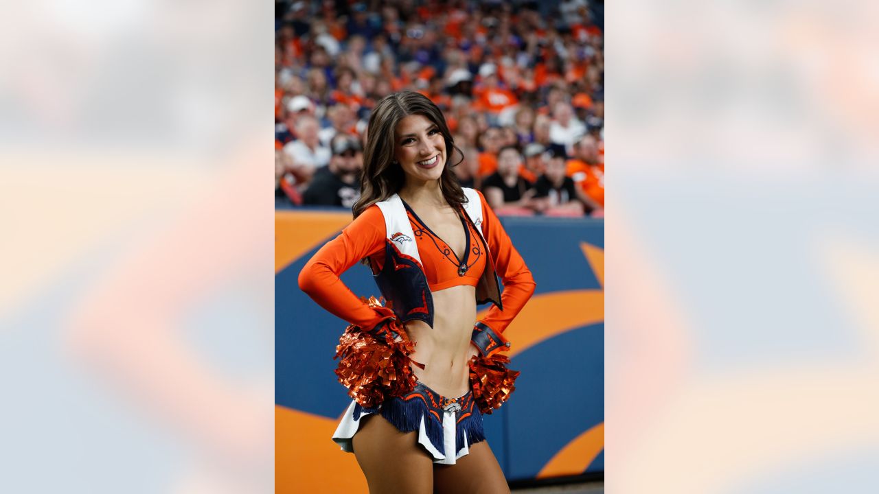 Denver Broncos Cheerleaders Photos from Preseason Week 4