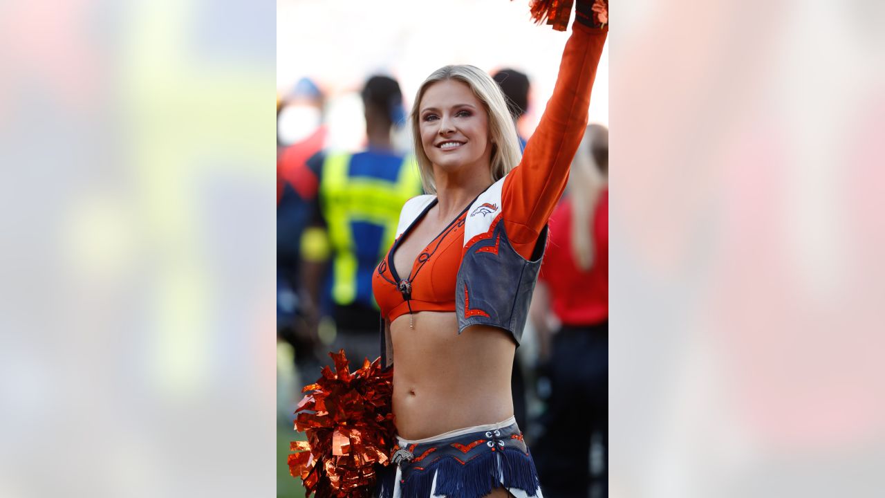 Denver Broncos Cheerleaders game gallery: Week 2 vs. Houston