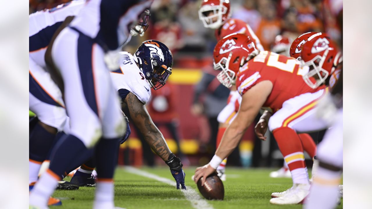 DENvsKC in-game photos: Broncos battle to the end, fall vs. Chiefs