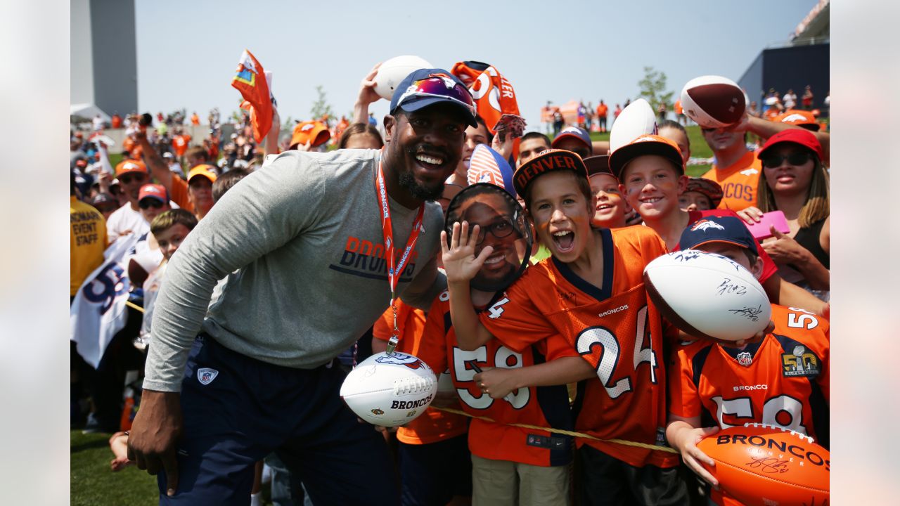 Denver Broncos: A Welcoming Embrace for Newcomers and Football Enthusiasts