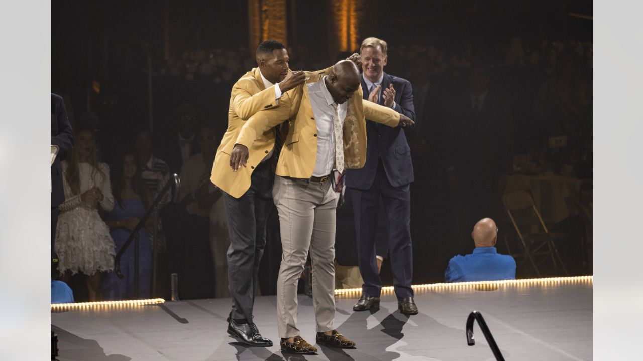 DeMarcus Ware gets his gold jacket at Hall of Fame: 'There's no