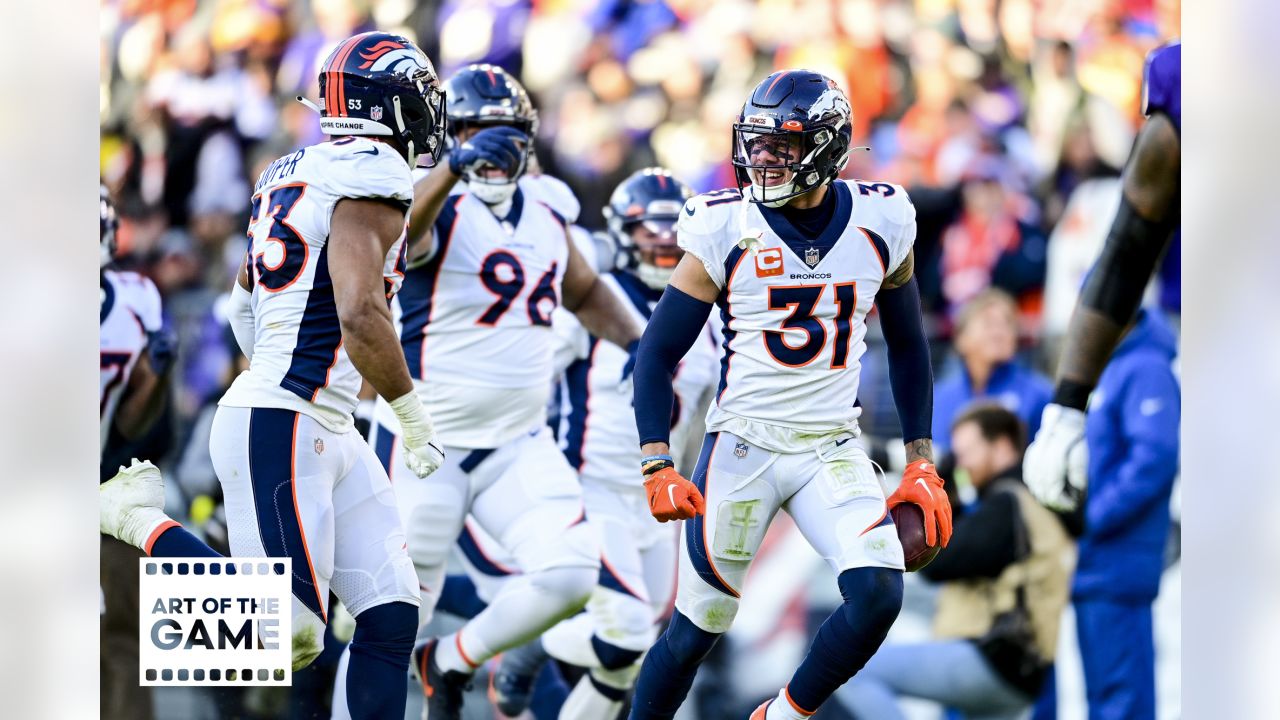 KRT SPORTS STORY SLUGGED: FBN-RAVENS-BRONCOS KRT PHOTOGRAPH BY