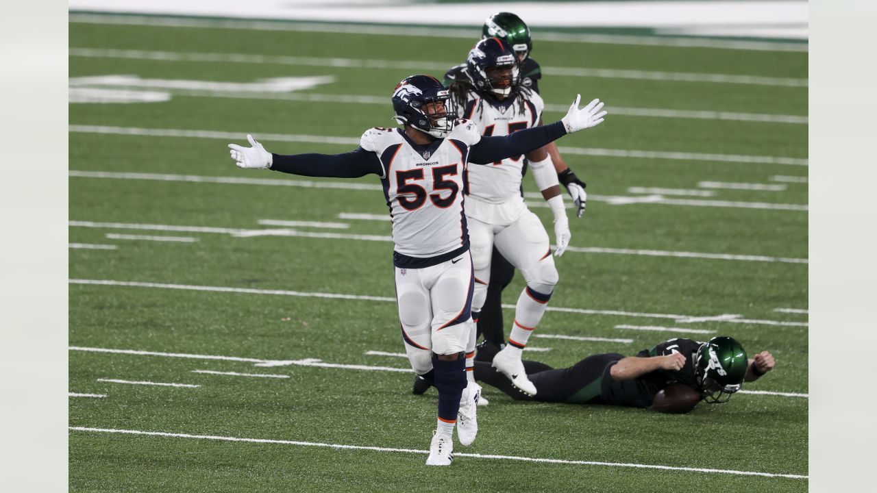 Denver Broncos linebacker Josey Jewell (47) reacts during an NFL football  game between the Carolina Panthers and the Denver Broncos on Sunday, Nov. 27,  2022, in Charlotte, N.C. (AP Photo/Jacob Kupferman Stock