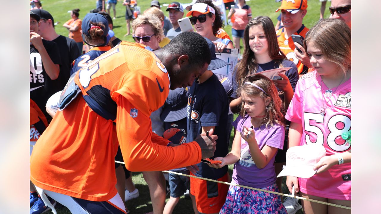 Denver Broncos: A Welcoming Embrace for Newcomers and Football Enthusiasts