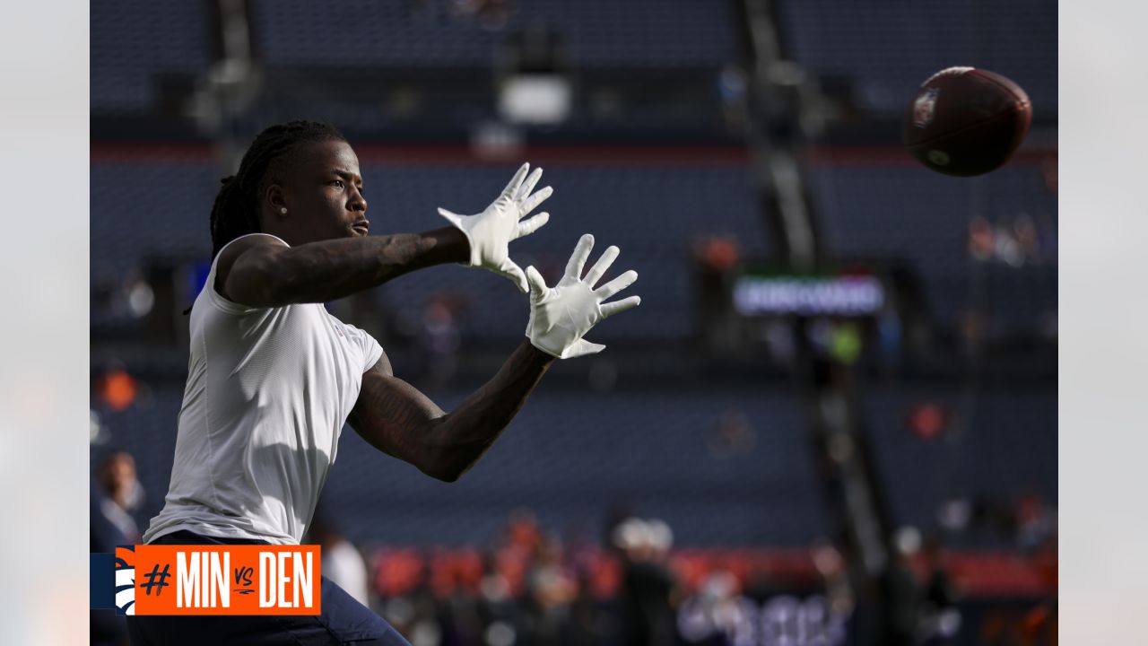 Pregame photos: Broncos arrive and prepare for preseason finale vs. the  Vikings