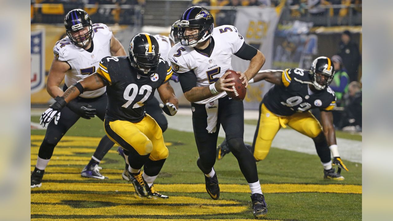 Pittsburgh Steelers outside linebacker James Harrison (92) plays in an NFL  football game against the Baltimore Ravens, Sunday, Dec. 10, 2017, in  Pittsburgh. (AP Photo/Keith Srakocic)