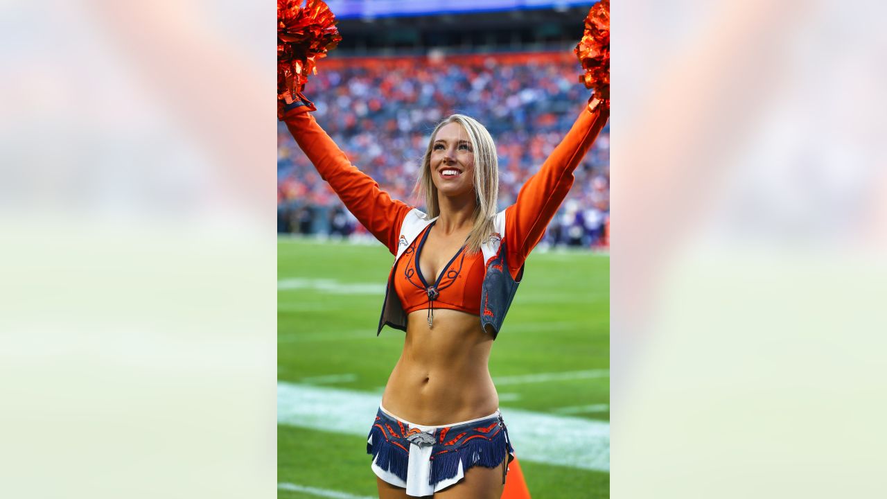 Denver Broncos Cheerleaders game gallery: Preseason Week 3 vs. Minnesota