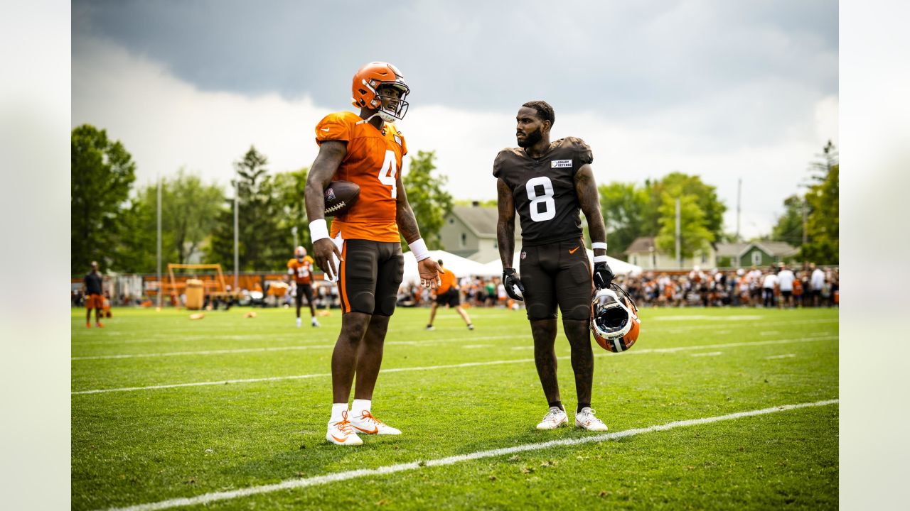 cleveland browns jersey with all quarterbacks