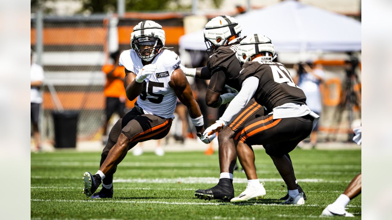 Cleveland Browns practice Friday for first time this week