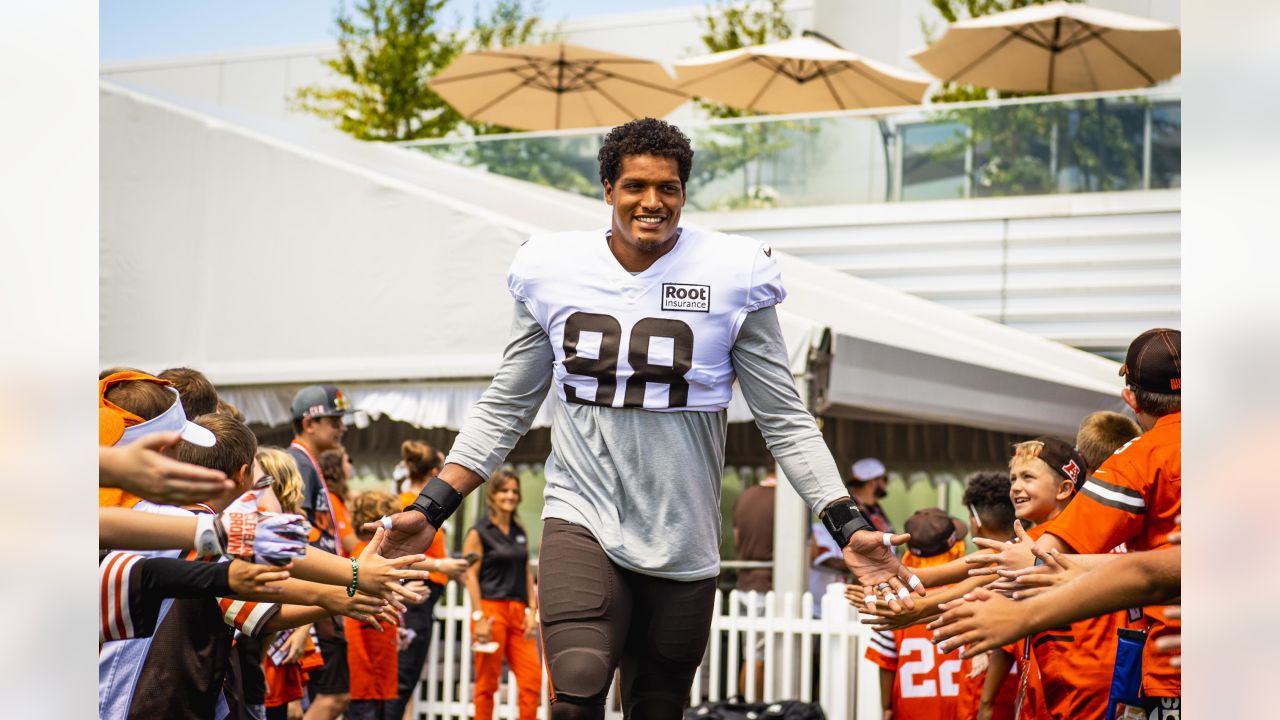 BrownsCamp Daily: Nick Harris feels extensive offseason work to gain weight  has 'paid off