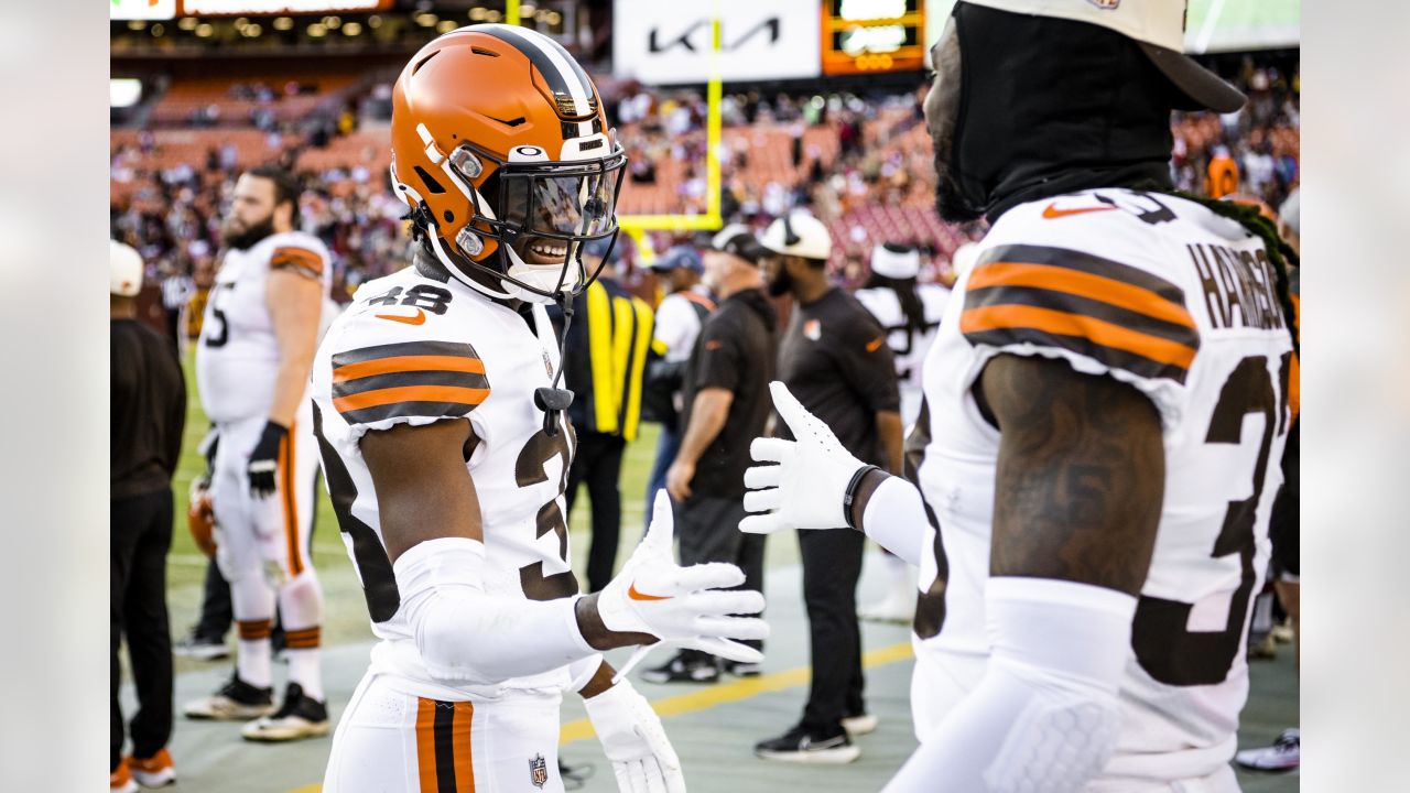 PHOTOS: Browns win 24-10 vs Commanders