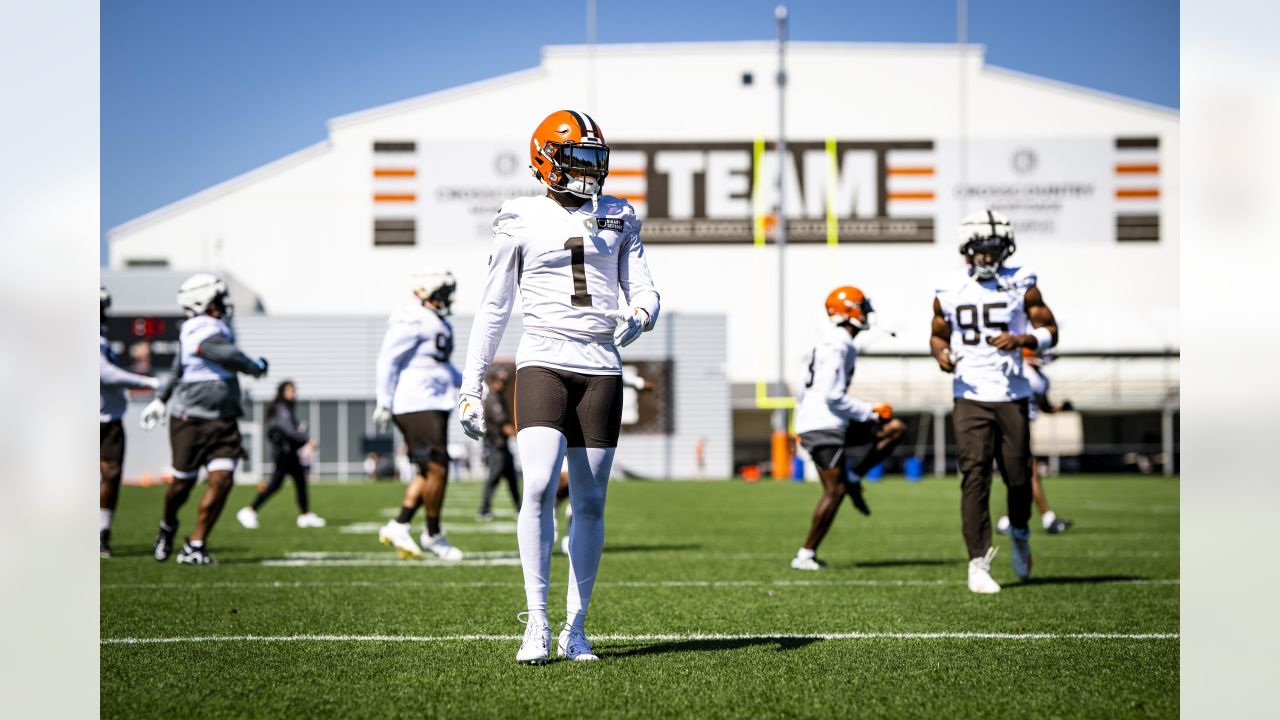 Marquise Goodwin back practicing after missing all of Browns Training Camp