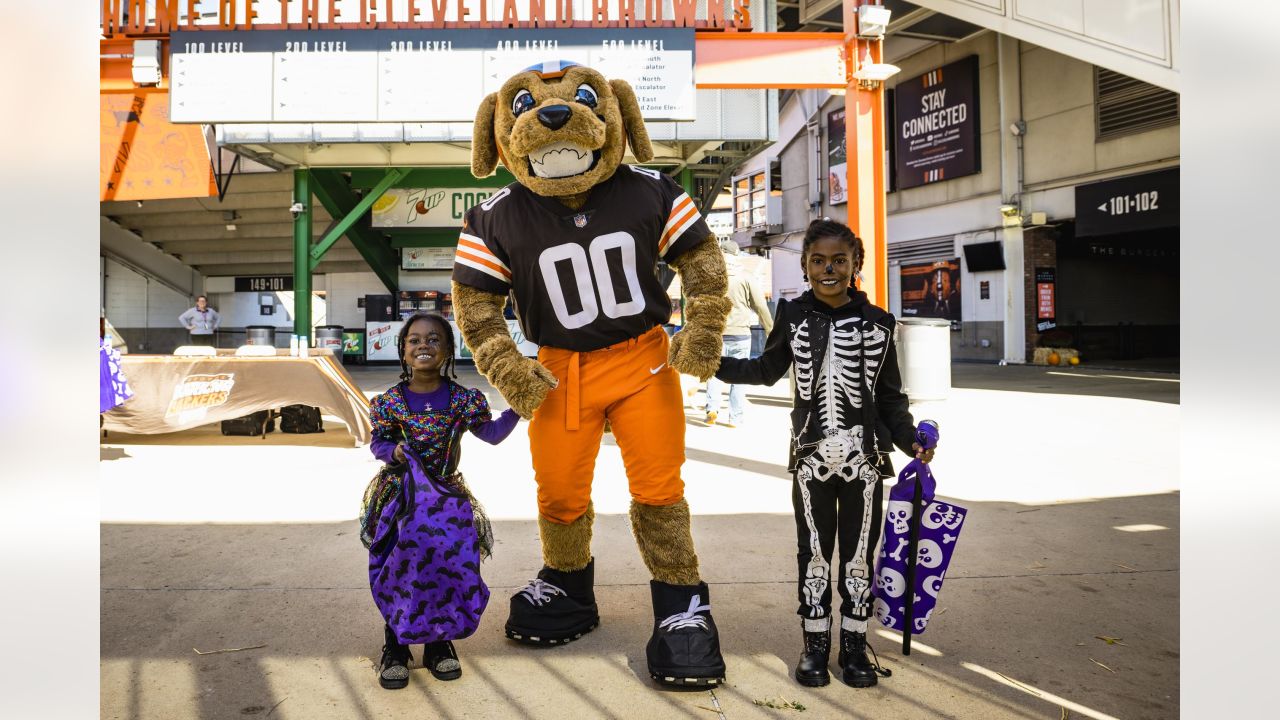 Browns Barking Backers Howl-O-Ween