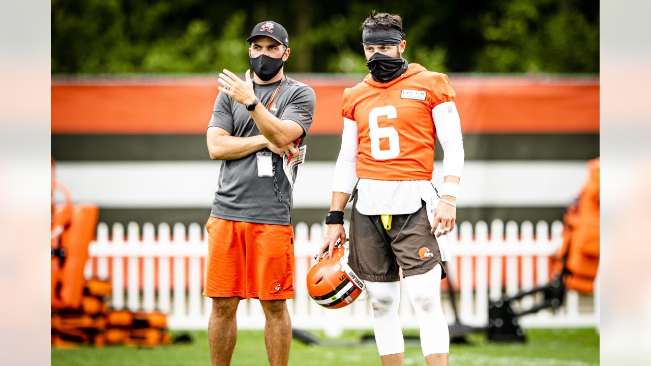 Cleveland Browns on X: GET UP, IT'S GAMEDAY! #DawgPound