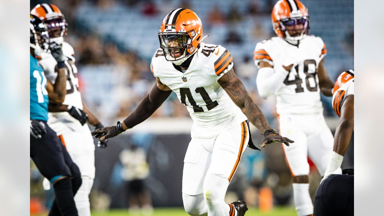 Cleveland Browns quarterback Joshua Dobbs (15) looks to hand off the ball  during an NFL pre-season football game against the Cleveland Browns,  Friday, Aug. 11, 2023, in Cleveland. (AP Photo/Kirk Irwin Stock