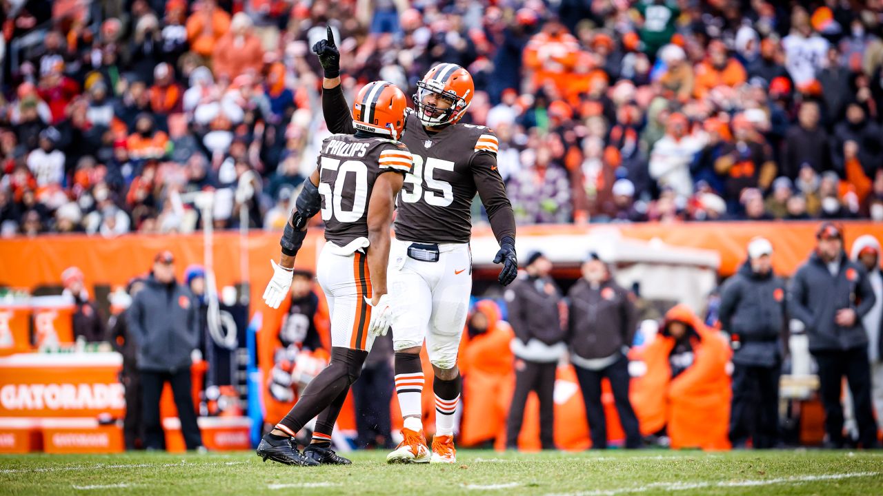 Browns-Bengals Final Score: Cleveland sweeps AFC North Champions, win 21-16  - Dawgs By Nature