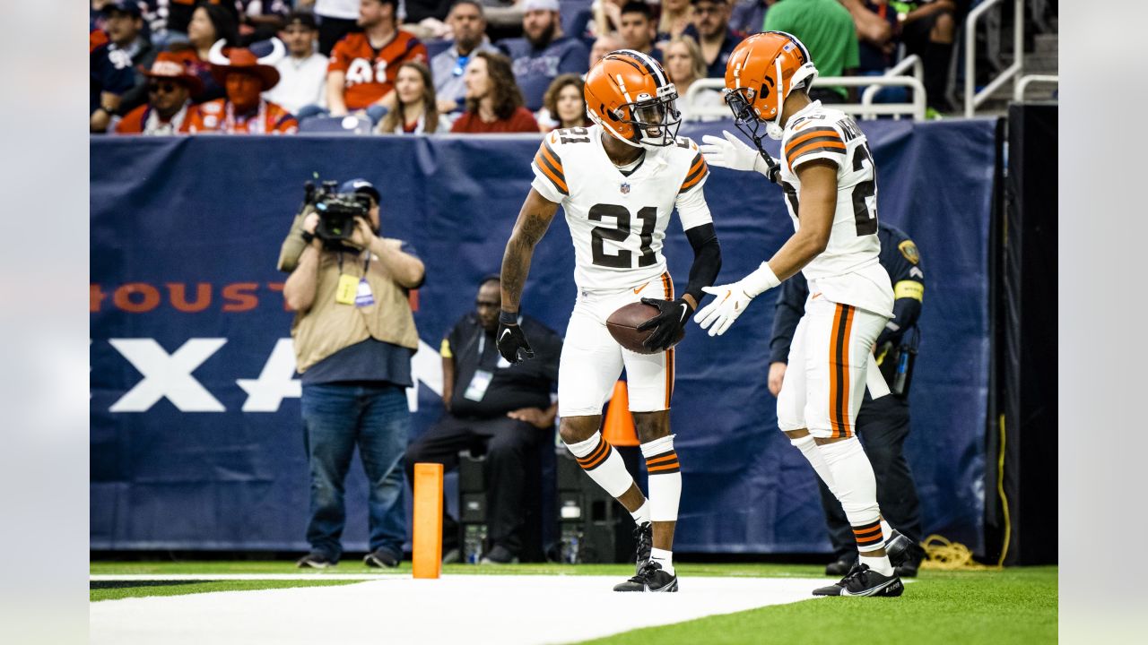 December 4, 2022: Cleveland Browns safety D'Anthony Bell (37